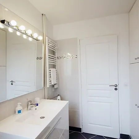 Square De Verdun - 4 Adults Apartment